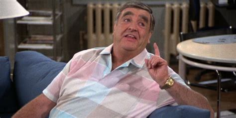 Morty Seinfeld .